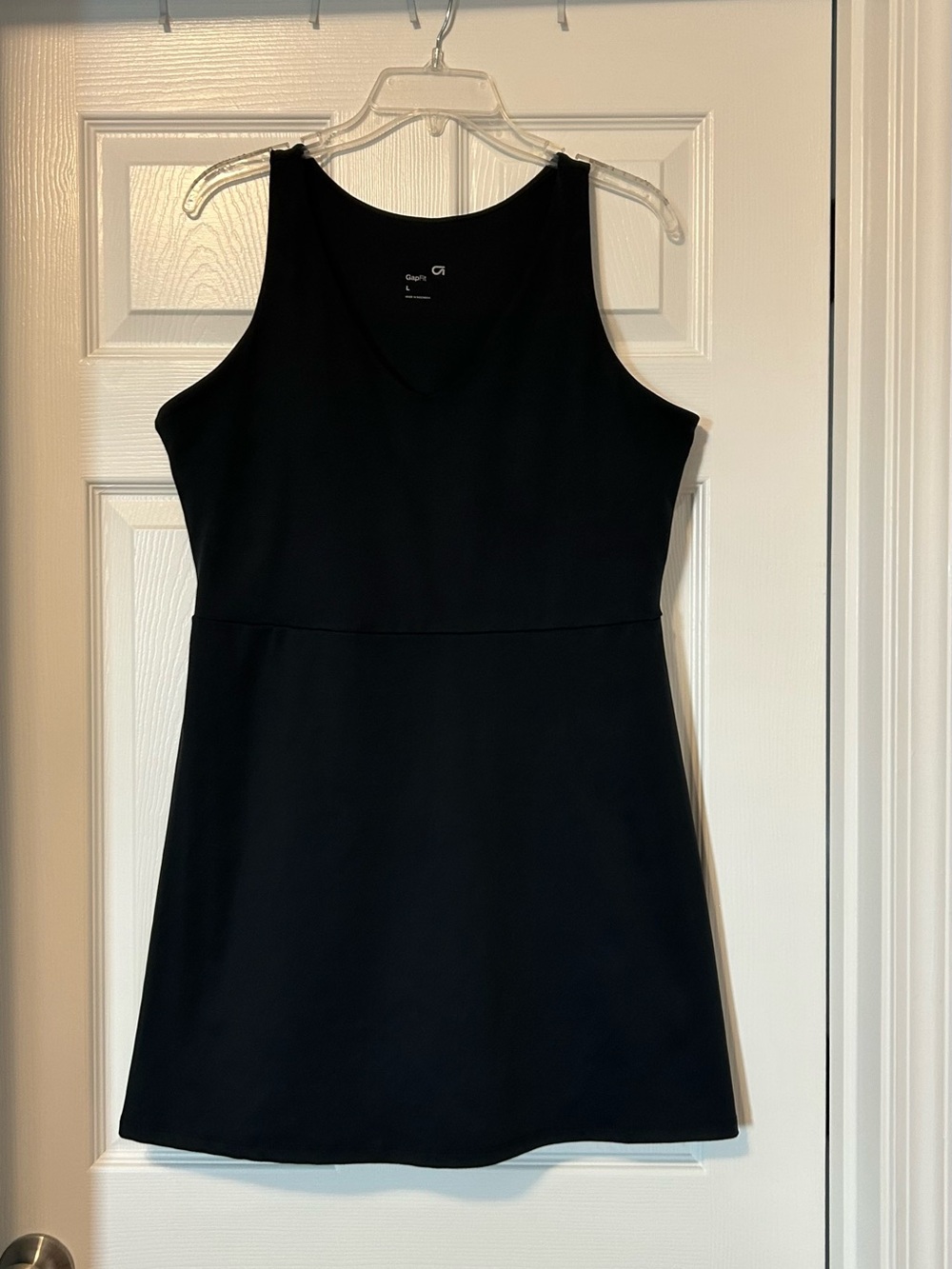 GAP Black Sleeveless V-Neck Mini Dress